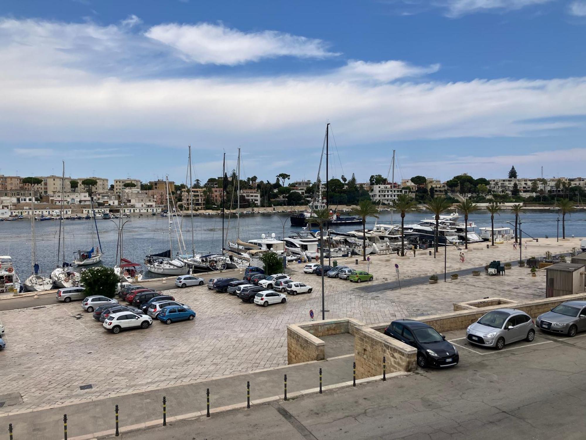 Hary Home Brindisi Kültér fotó